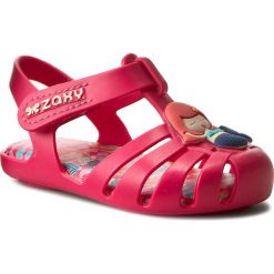 Sandały ZAXY - Nina Fundo Do Mar Baby 82060 Fuksja 90175 W385006. Różowe sandały dziewczęce Zaxy, z tworzywa sztucznego, bez zapięcia. Za 99,00 zł.