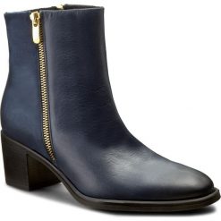 Botki GINO ROSSI - Tesa DBH021-G50-KBRK-5757-F 59/59. Niebieskie botki damskie na obcasie marki Gino Rossi, z nubiku. W wyprzedaży za 259,00 zł.