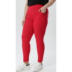 Czerwone Spodnie Jegginsy Ianathe. Czerwone jeansy damskie Born2be, xl. Za 49,99 zł.