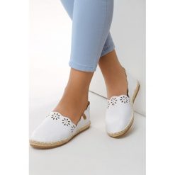 Białe Espadryle Undefeatability. Białe espadryle damskie Born2be, z aplikacjami. Za 89,99 zł.