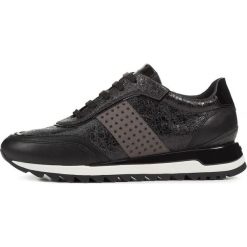 Geox tenisówki damskie Tabelya D94AQA 0VIBC 39.0 czarny. Czarne trampki i tenisówki damskie Geox, w paski, ze skóry, z paskami. Za 539,00 zł.