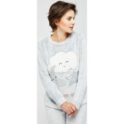 Piżama typu miś z aplikacjami. Piżamy damskie Moodo, s, z aplikacjami. Za 39,99 zł.