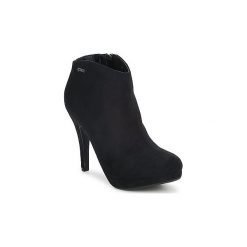 Botki Xti PLATFORM BOOT. Czarne botki damskie Xti, bez obcasa, bez zapięcia. Za 209,30 zł.