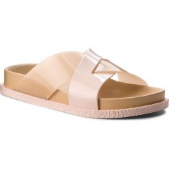 Klapki MELISSA - Energy Ad 32336 Beige/Pink 50739. Różowe klapki damskie marki Melissa, bez wzorów, z tworzywa sztucznego, bez obcasa. W wyprzedaży za 199,00 zł.