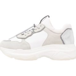 Bronx Sneakersy niskie white. Szare trampki i tenisówki damskie marki Bronx, bez wzorów, ze skóry, bez zapięcia. Za 569,00 zł.