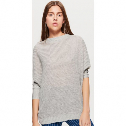 Sweter z kimonowym rękawem - Jasny szary. Szare bez kategorii marki Cropp, s. Za 69,99 zł.