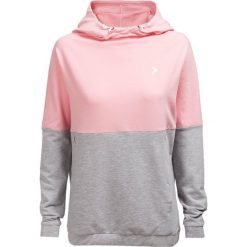 Bluza damska BLD602 - RÓŻ PUDROWY - Outhorn. Różowe bluzy damskie marki Outhorn, na zimę, bez wzorów, z bawełny, bez rękawów, bez kaptura. W wyprzedaży za 83,99 zł.