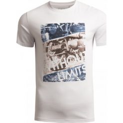 T-shirt męski TSM610 - biały - Outhorn. Białe koszulki męskie Outhorn, m, bez wzorów, bez kołnierzyka, bez rękawów. W wyprzedaży za 39,99 zł.