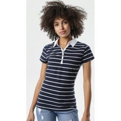 Granatowy T-shirt Sireiria. Niebieskie koszulki damskie polo Born2be, s, w paski, z krótkim rękawem. Za 39,99 zł.