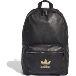 ADIDAS BACKPACK > FL9627. Plecaki damskie Adidas, bez wzorów, ze skóry, street. W wyprzedaży za 199,99 zł.