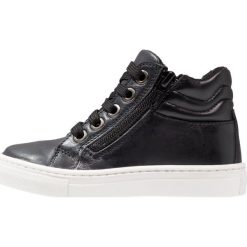 Friboo Tenisówki i Trampki wysokie black. Czarne trampki dziewczęce marki Friboo, ze skóry. W wyprzedaży za 151,20 zł.
