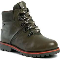 Trapery CAPRICE - 9-26216-23 Khaki Comb 740. Zielone trapery damskie Caprice, ze skóry ekologicznej, klasyczne, bez obcasa, bez zapięcia. W wyprzedaży za 239,00 zł.