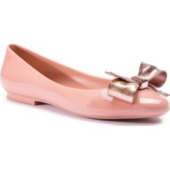 Baleriny MELISSA - Doll III Ad 32504 Pink/Beige 51716. Czerwone baleriny damskie marki Melissa, z tworzywa sztucznego. Za 299,00 zł.
