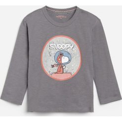 Bawełniana koszulka Snoopy - Szary. Szare koszulki męskie Reserved, bez wzorów, z bawełny, bez kołnierzyka, bez rękawów. Za 35,99 zł.