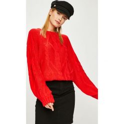 Answear - Sweter Femifesto. Czerwone swetry klasyczne damskie marki ANSWEAR, s, z dzianiny, z okrągłym kołnierzem. W wyprzedaży za 59,90 zł.