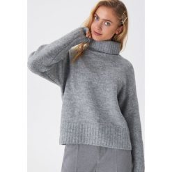 Sweter z golfem - Jasny szary. Szare swetry damskie House, s, bez wzorów, bez rękawów, bez kaptura. Za 119,99 zł.