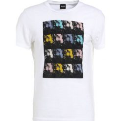 BOSS Orange TARJO Tshirt z nadrukiem white. Białe koszulki polo męskie BOSS Orange, s, z nadrukiem, z bawełny. Za 289,00 zł.
