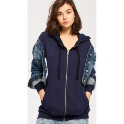 Bluzy damskie: Rozpinana bluza z kapturem – Granatowy