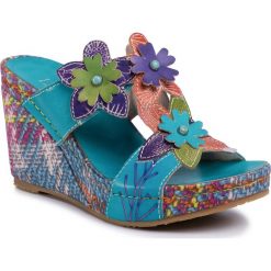 LAURA VITA-HACIO 04 TURQUOISE. Niebieskie klapki damskie LAURA VITA, z aplikacjami, ze skóry, bez obcasa, na obcasie. Za 359,00 zł.