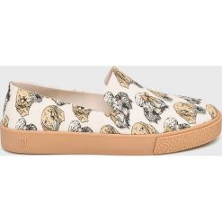 Melissa - Tenisówki Ground III. Brązowe trampki i tenisówki damskie Melissa, bez wzorów, ze skóry, bez zapięcia. W wyprzedaży za 219,90 zł.