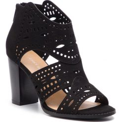 Sandały JENNY FAIRY - W16SS093-18 Black. Czarne klapki damskie Jenny Fairy, bez wzorów, ze skóry ekologicznej, bez obcasa, na obcasie. Za 129,99 zł.