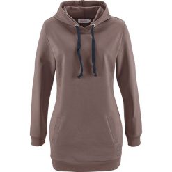 Długa bluza, długi rękaw bonprix brązowy. Brązowe bluzy rozpinane damskie bonprix, z nadrukiem, z długim rękawem, długie. Za 79,99 zł.