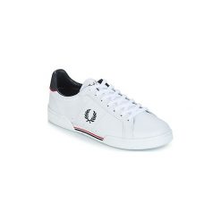 Buty Fred Perry B722. Białe trampki męskie Fred Perry, bez wzorów, bez zapięcia. Za 569,00 zł.