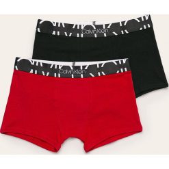 Calvin Klein Underwear - Bokserki dziecięce (2-pack). Czarne majtki chłopięce Calvin Klein Underwear, bez wzorów, z elastanu. W wyprzedaży za 89,90 zł.