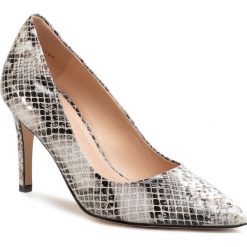Szpilki SOLO FEMME - 75403-88-L04/000-04-00 Wąż Szary. Szare półbuty damskie Solo Femme, bez wzorów, ze skóry, eleganckie, bez obcasa, na obcasie, bez zapięcia. Za 349,00 zł.