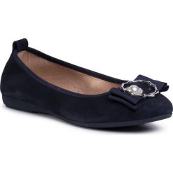 Baleriny LA BALLERINA - 218-019 Cam Blu Scuro Cp. Niebieskie baleriny damskie La Ballerina, na co dzień, bez wzorów, ze skóry, klasyczne, bez obcasa, bez zapięcia. Za 419,00 zł.