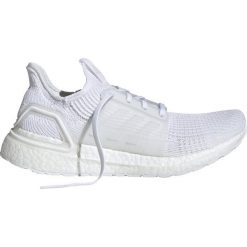 MĘSKIE BUTY ADIDAS ULTRABOOST 19 (42 2/3). Białe buty sportowe męskie Adidas, ze skóry, bez zapięcia, do biegania. W wyprzedaży za 569,99 zł.