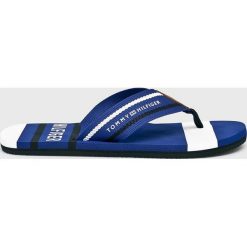 Tommy Hilfiger - Japonki Striped Beach. Fioletowe kapcie męskie TOMMY HILFIGER, ze skóry. W wyprzedaży za 129,90 zł.