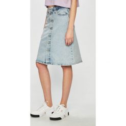 Levi's - Spódnica. Niebieskie spódniczki damskie Levi's®, na co dzień, s, bez wzorów, z elastanu, casualowe, z podwyższonym stanem, midi, rozkloszowane. W wyprzedaży za 149,90 zł.