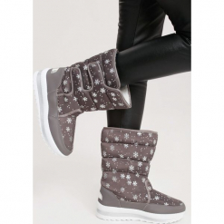 Szare Śniegowce Catalogue. Szare buty zimowe damskie marki vices, za kostkę. Za 89,99 zł.