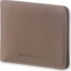 Portfel Moleskine Horizontal Wallet Lineage taupe. Szare portfele męskie Moleskine, ze skóry. Za 260,00 zł.