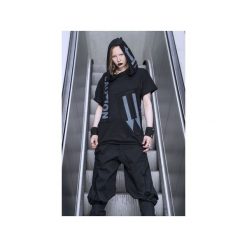 T-shirt CAUTION szary. Czarne t-shirty damskie Pikiel, s, z nadrukiem, z bawełny, bez kołnierzyka. Za 180,00 zł.