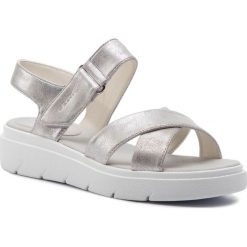 Sandały GEOX - D Tamas E D92DLE 000PV C1002 Off White. Szare klapki damskie Geox, bez wzorów, ze skóry ekologicznej, bez obcasa. W wyprzedaży za 239,00 zł.