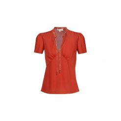 Bluzki MICHAEL Michael Kors GROMMET VNK CHAIN TOP. Czerwone bluzki damskie marki MICHAEL Michael Kors, s, bez wzorów, bez kołnierzyka, bez rękawów. Za 599,00 zł.