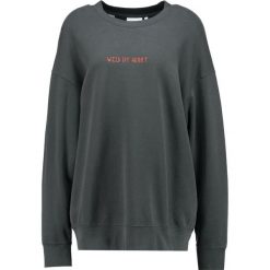 Bluzy damskie: WeSC JACKIE WILD AT HEART Bluza pirate black