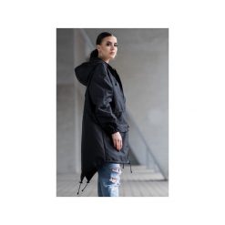 Kurtka / płaszcz typu parka czarna. Czarne kurtki damskie Rest_factory, xl, z aplikacjami, z tkaniny, bez kaptura. Za 349,00 zł.
