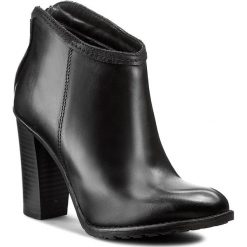 Botki CARINII - B2382 E50-360-POL-927. Czarne buty zimowe damskie marki Carinii, ze skóry, na obcasie. W wyprzedaży za 219,00 zł.