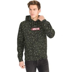 Levi's Bluza Zielony. Zielone bluzy męskie Levi's®, s, bez wzorów, z bawełny, bez kołnierzyka, bez rękawów, bez kaptura. Za 326,95 zł.