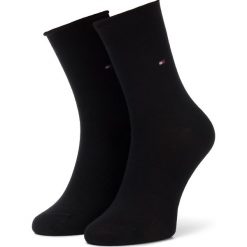 Skarpety Wysokie Damskie TOMMY HILFIGER - 443029001 Black 200. Czarne skarpetki damskie TOMMY HILFIGER, bez wzorów, z elastanu. Za 34,99 zł.