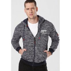 Granatowa Bluza Kahlirane. Niebieskie bluzy męskie Born2be, xl, bez wzorów, bez kołnierzyka, bez rękawów, bez kaptura. Za 69,99 zł.