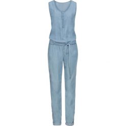 Kombinezon z materiału TENCEL® bonprix niebieski bleached. Niebieskie kombinezony damskie marki bonprix, w paski, bez kołnierzyka, bez rękawów. Za 179,99 zł.