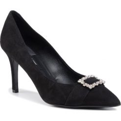 Szpilki GINO ROSSI - Savona DCI656-CW8-4900-9900-0 99. Czarne półbuty damskie Gino Rossi, z aplikacjami, ze skóry, eleganckie, bez obcasa, na obcasie, bez zapięcia. W wyprzedaży za 269,99 zł.