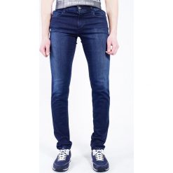Jeansy z przetarciami. Niebieskie jeansy męskie Trussardi Jeans, m, w paski. Za 249,00 zł.