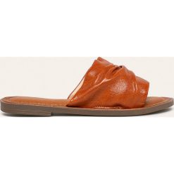 Answear - Klapki Ideal Shoes. Żółte klapki damskie ANSWEAR, bez wzorów, z gumy, bez obcasa, na obcasie. W wyprzedaży za 49,90 zł.