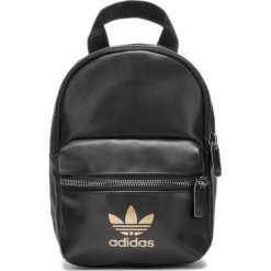 Adidas Originals Plecak Czarny. Czarne plecaki damskie adidas Originals, bez wzorów, z materiału. Za 214,95 zł.