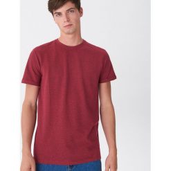 Melanżowy t-shirt - Bordowy. Czerwone t-shirty męskie House, s, bez wzorów, bez kołnierzyka. Za 35,99 zł.